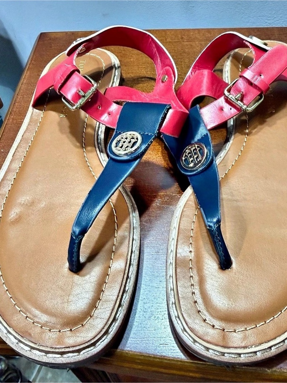 Tommy Hilfiger Bennia Thong Flat Sandal Color Block